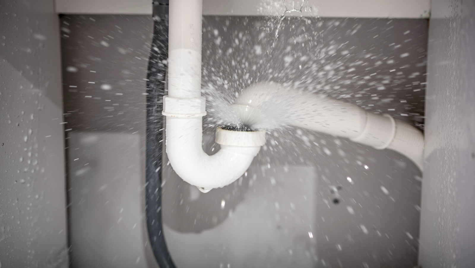 Wasserschaden Geplatztes Rohr